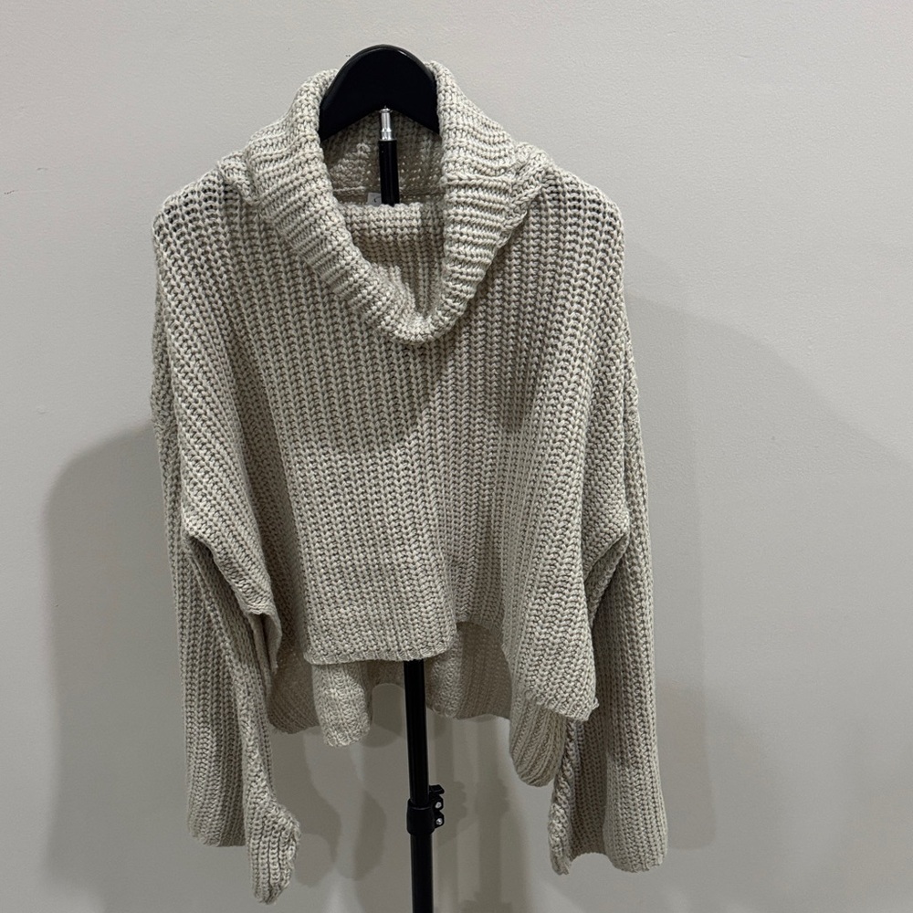 glam Cream Cropped Turtleneck Chunky Knit Sweater
